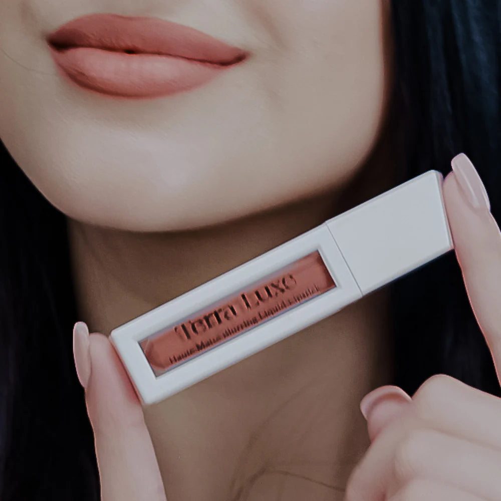 TERRA LUXE: HAUTE MATTE BLURRING LIQUID LIPSTICK