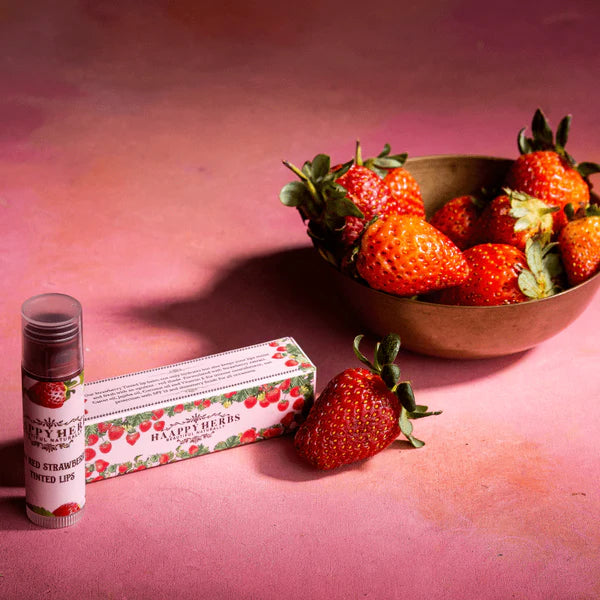 LIP BALM WITH STRAWBERRY TINT